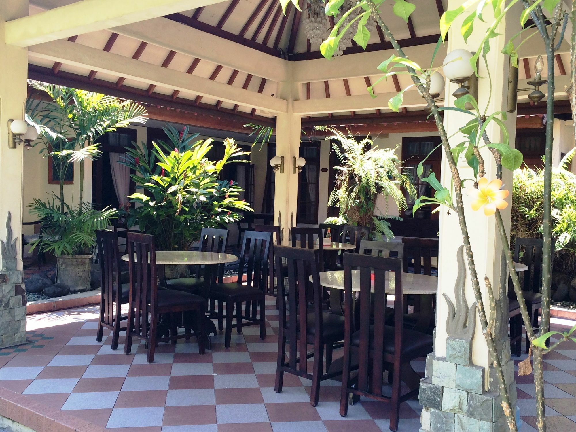 Sri Ratu Hotel Legian Esterno foto