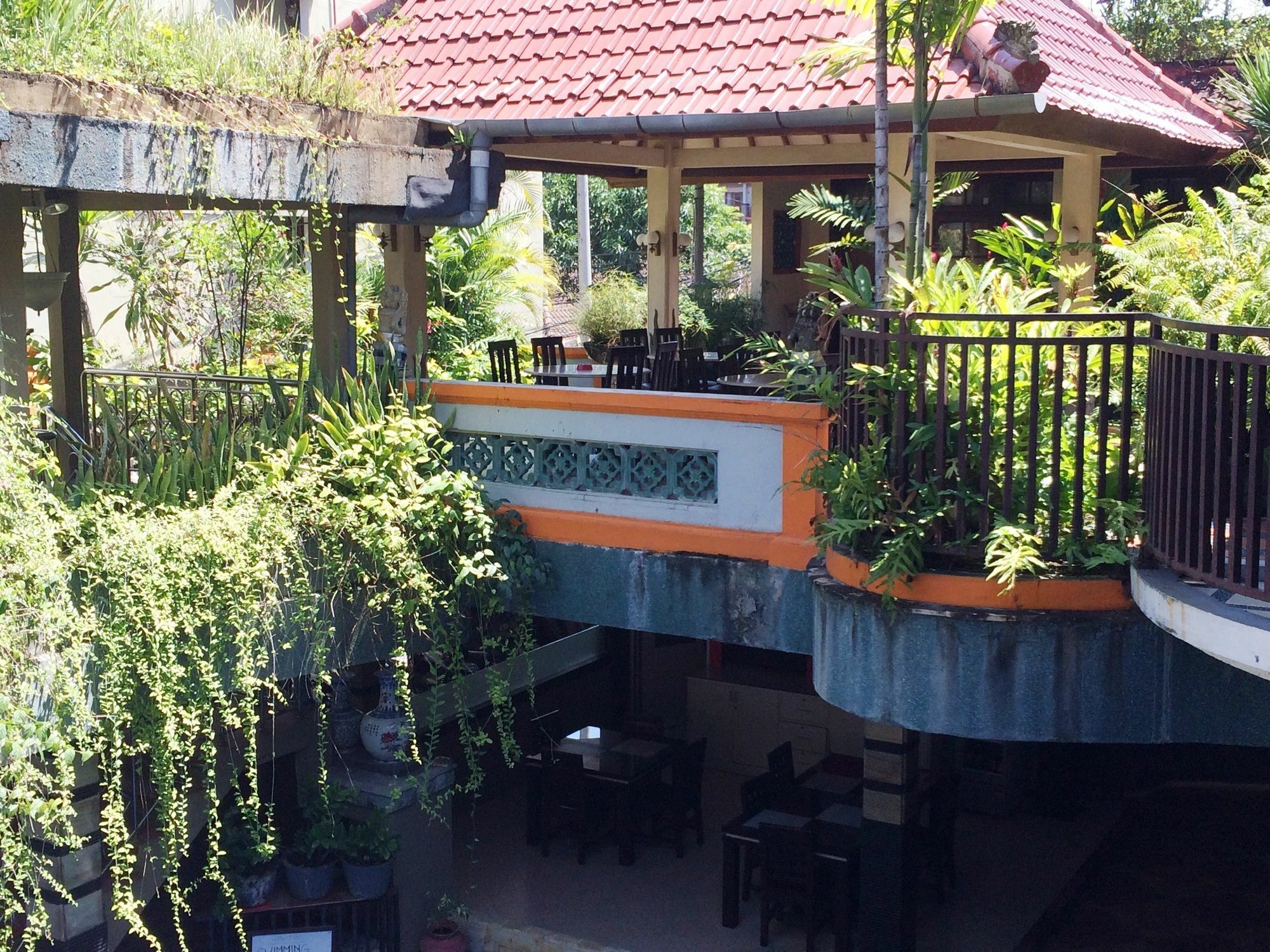 Sri Ratu Hotel Legian Esterno foto
